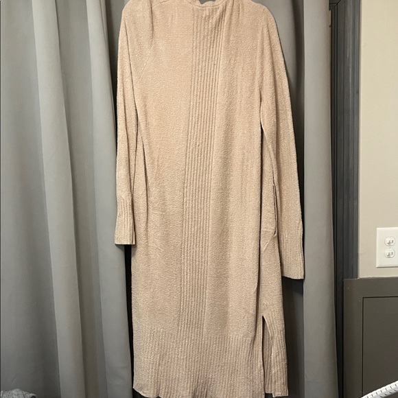 Barefoot Dreams Beige Long Cardigan..b2 - Picture 2 of 3